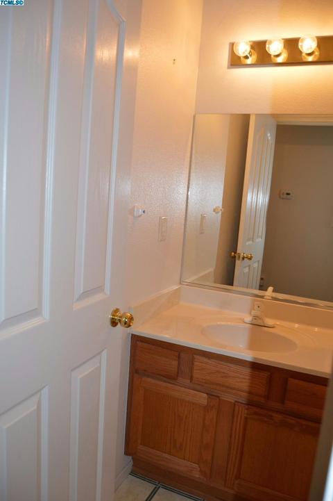 4305 E Westcott Ave, Visalia, CA 93292 photo 17