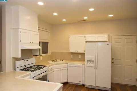 148 S Filbert Rd, Exeter, CA 93221 photo 4