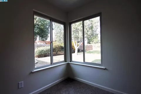 248 E Garfield Ave, Tulare, CA 93274 photo 20