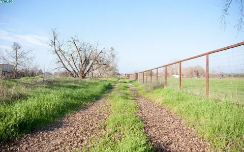 31211 Road 204, Exeter, CA 93221 photo 28