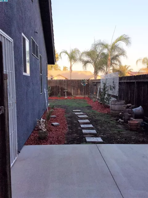 1182 Pine Dr, Lemoore, CA 93245 photo 48