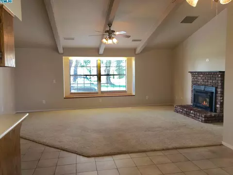 380 S Anderson Rd, Exeter, CA 93221 photo 7
