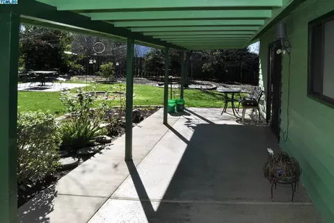 380 S Anderson Rd, Exeter, CA 93221 photo 14