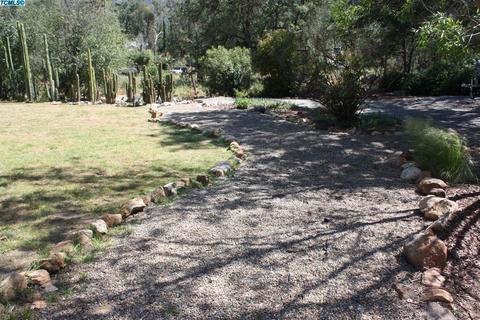 43923 Washburn Dr, Three Rivers, CA 93271 photo 8