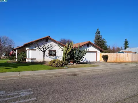 521 Gearey Ave, Exeter, CA 93221 photo 4