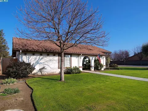 521 Gearey Ave, Exeter, CA 93221 photo 3