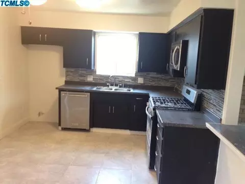 1650 E Levin Ave, Tulare, CA 93274 photo 4