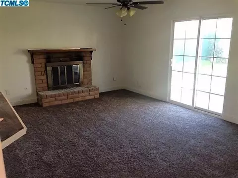 1650 E Levin Ave, Tulare, CA 93274 photo 3