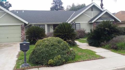 2707 E Feemster Ave, Visalia, CA 93292 photo 1