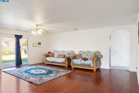 3910 E Harvard Ave, Visalia, CA 93292 photo 7