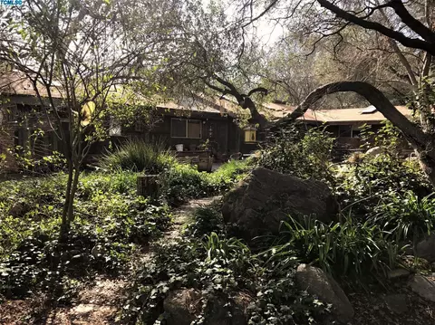43683 Washburn Dr, Three Rivers, CA 93271 photo 1