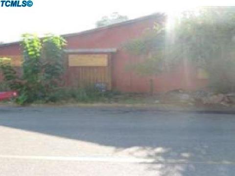 587 Grove St, Bishop, CA 93514 photo 1