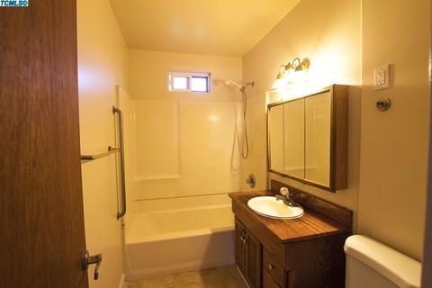 3119 E Stapp Ave, Visalia, CA 93292 photo 10