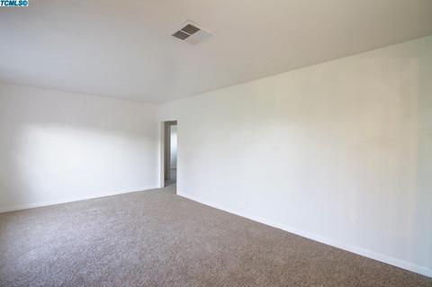 3119 E Stapp Ave, Visalia, CA 93292 photo 5
