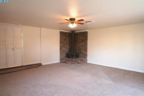 3119 E Stapp Ave, Visalia, CA 93292 photo 3