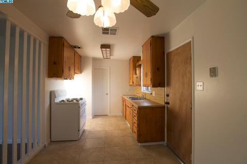 3119 E Stapp Ave, Visalia, CA 93292 photo 7