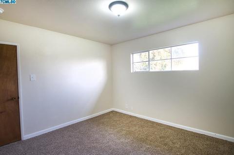 3119 E Stapp Ave, Visalia, CA 93292 photo 9