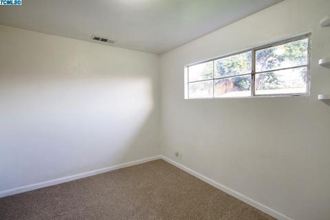 3119 E Stapp Ave, Visalia, CA 93292 photo 11