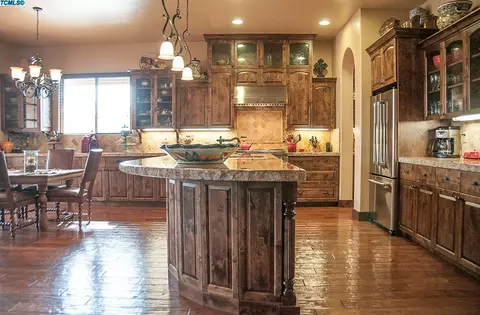 847 Park Pl, Exeter, CA 93221 photo 17