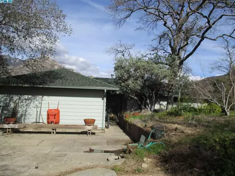 44796 Crest Ln, Three Rivers, CA 93271 photo 6