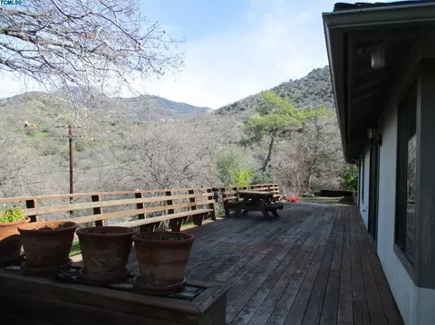 44796 Crest Ln, Three Rivers, CA 93271 photo 9