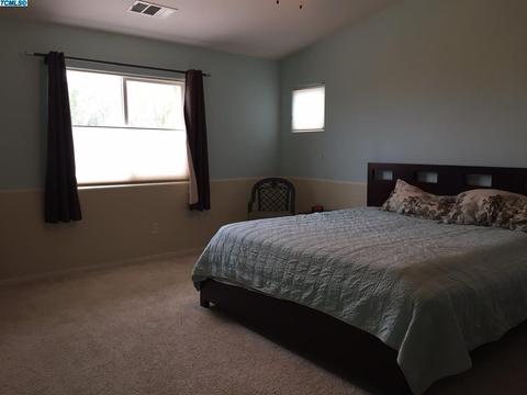 2176 W Hampton Dr, Hanford, CA 93230 photo 22