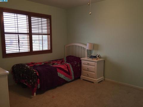 2176 W Hampton Dr, Hanford, CA 93230 photo 25