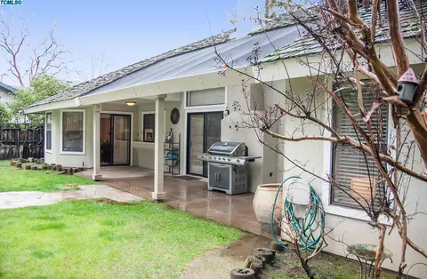 3117 E Grove Ave, Visalia, CA 93292 photo 40