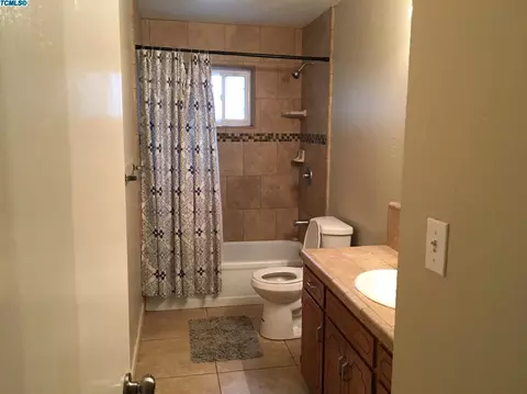 1100 E Feemster Ave, Visalia, CA 93292 photo 17