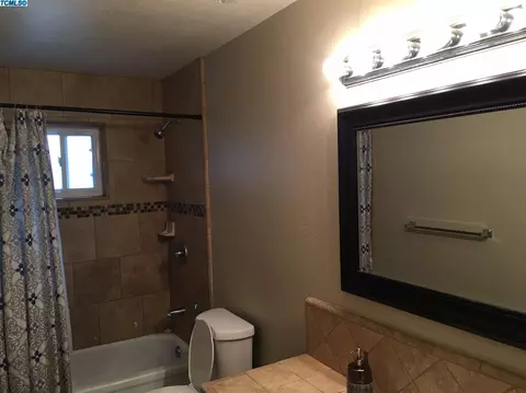 1100 E Feemster Ave, Visalia, CA 93292 photo 19