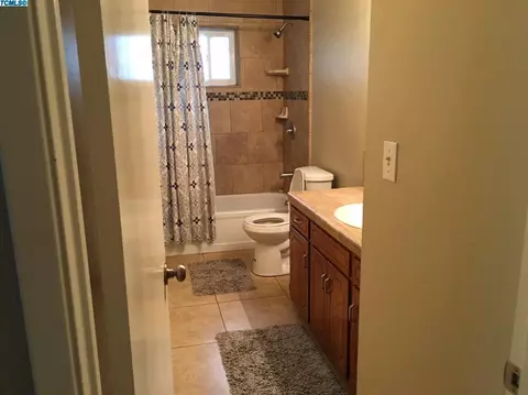 1100 E Feemster Ave, Visalia, CA 93292 photo 18