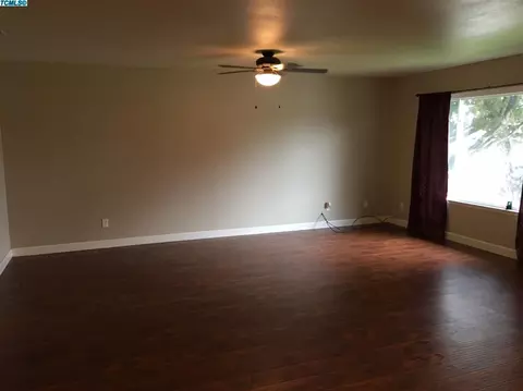1100 E Feemster Ave, Visalia, CA 93292 photo 10