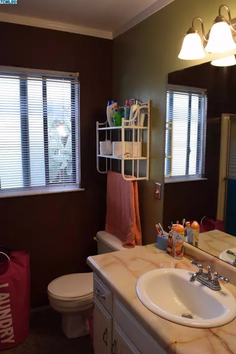 821 Woods Pl, Exeter, CA 93221 photo 11