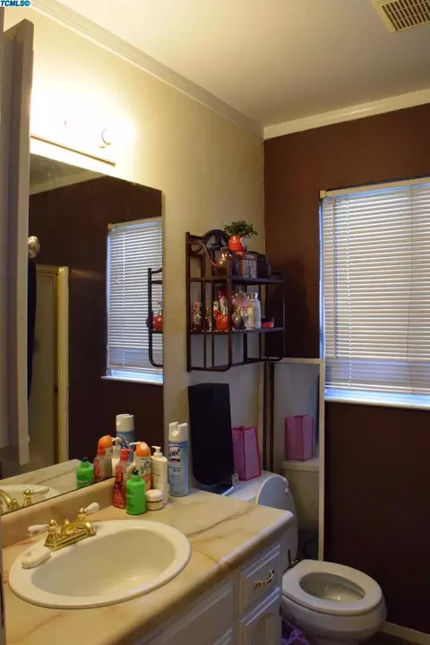 821 Woods Pl, Exeter, CA 93221 photo 10
