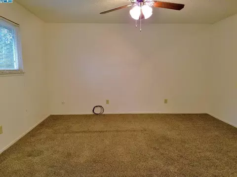 333 E Hazelwood Dr, Lemoore, CA 93245 photo 16