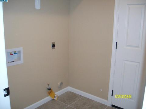 2028 E Monte Verde Ave, Visalia, CA 93292 photo 11