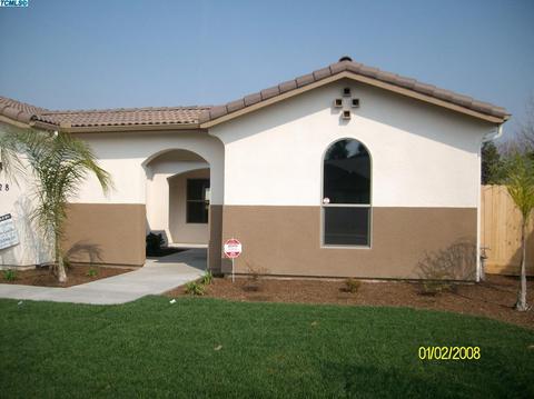 2028 E Monte Verde Ave, Visalia, CA 93292 photo 2