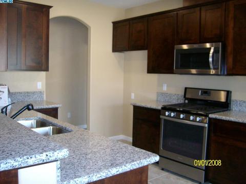 2028 E Monte Verde Ave, Visalia, CA 93292 photo 7