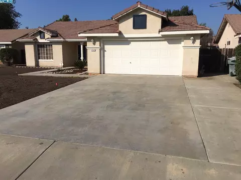 4240 E Feemster Ave, Visalia, CA 93292 photo 3