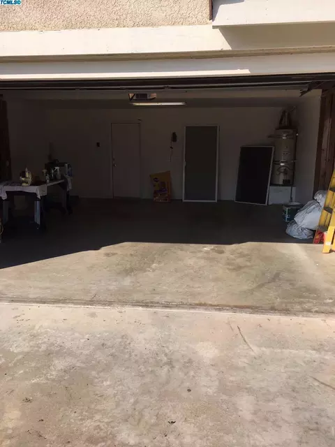 4240 E Feemster Ave, Visalia, CA 93292 photo 14