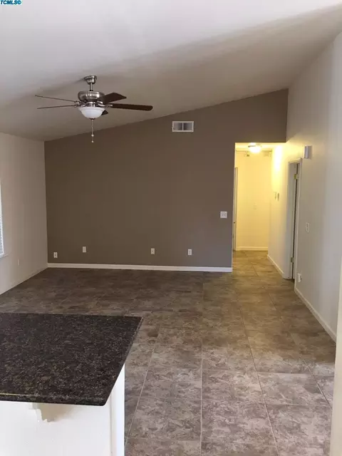 4240 E Feemster Ave, Visalia, CA 93292 photo 9