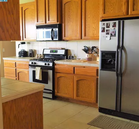 101 Atwood Ave, Exeter, CA 93221 photo 13
