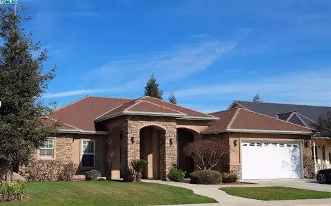 101 Atwood Ave, Exeter, CA 93221 photo 1