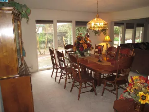 1634 E Bardsley Ave, Tulare, CA 93274 photo 16