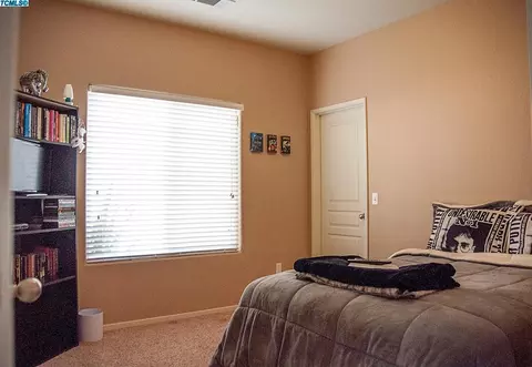 1709 Arneis Ave, Tulare, CA 93274 photo 32