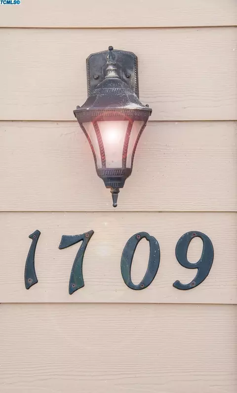 1709 Arneis Ave, Tulare, CA 93274 photo 4