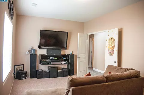 1709 Arneis Ave, Tulare, CA 93274 photo 29