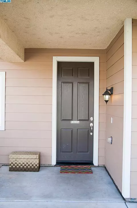 1709 Arneis Ave, Tulare, CA 93274 photo 5