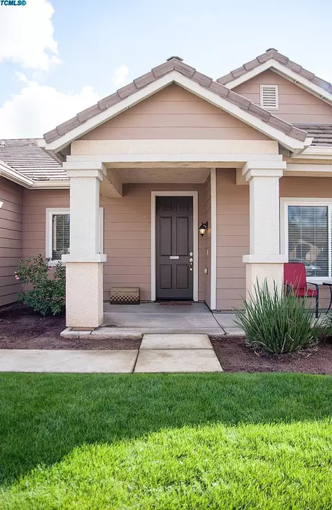 1709 Arneis Ave, Tulare, CA 93274 photo 3