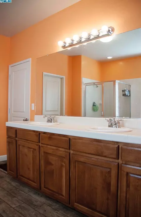 1709 Arneis Ave, Tulare, CA 93274 photo 23